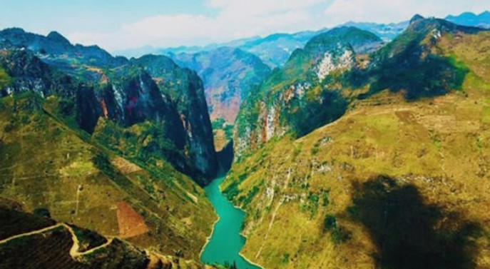 2882020164020ha giang song nho que 2_edited.jpg