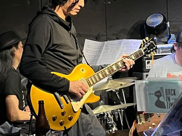 11/7ギターサミットあります