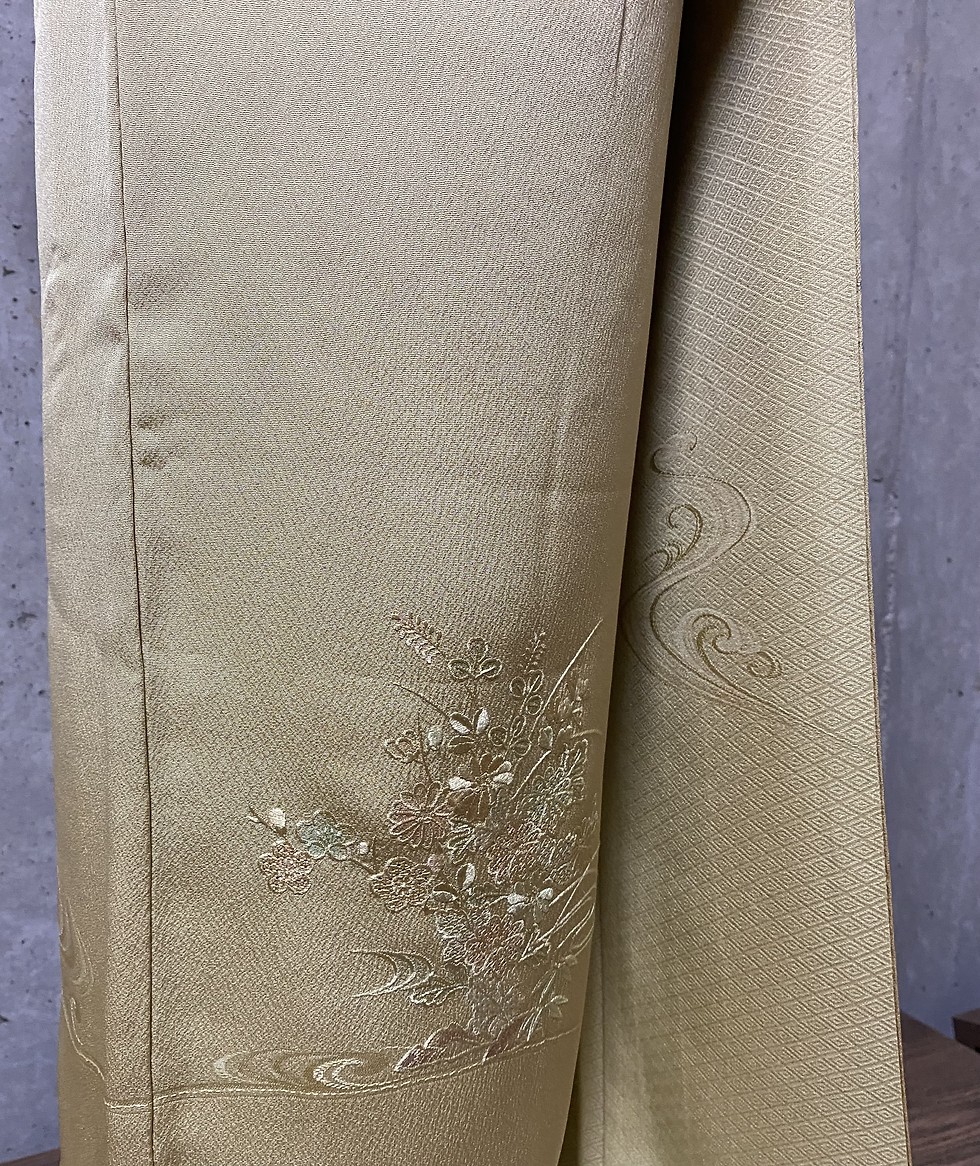 サムネイル： 【きもの】スワトウ刺繍付下きもの/イエローグリーン濃淡裾ぼかし染