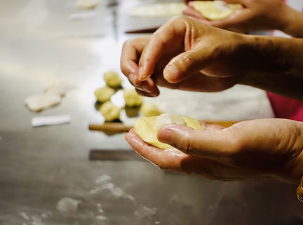 Sun Cake DIY with Histrical Downtown Explore | Group of 4 Required