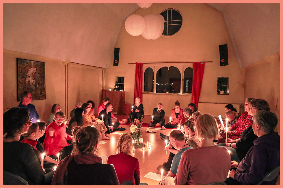 Thumbnail: Kerst: Ontspannen en weer opladen. Met mindfulness en yoga