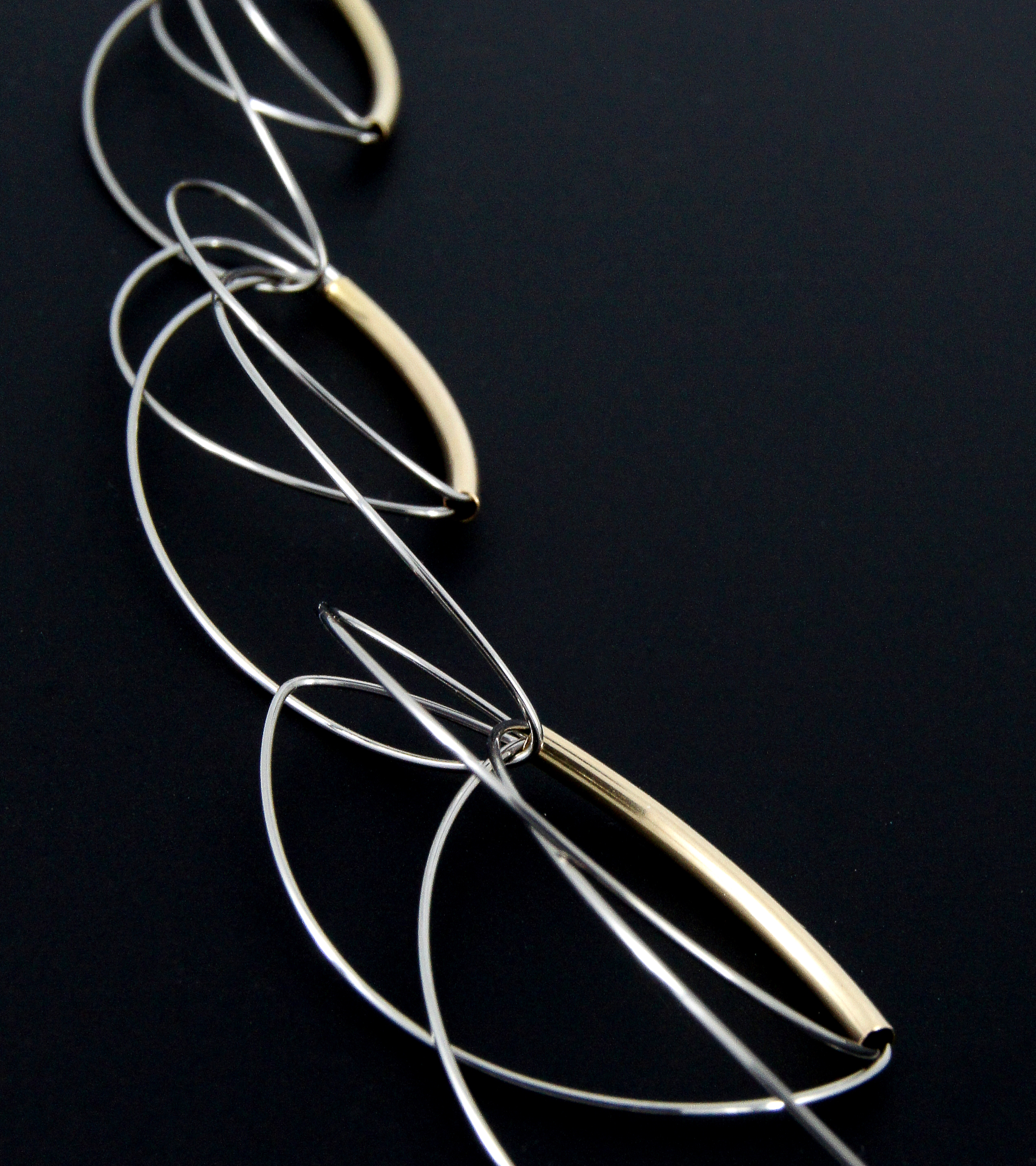 Black akoya golden lining necklace