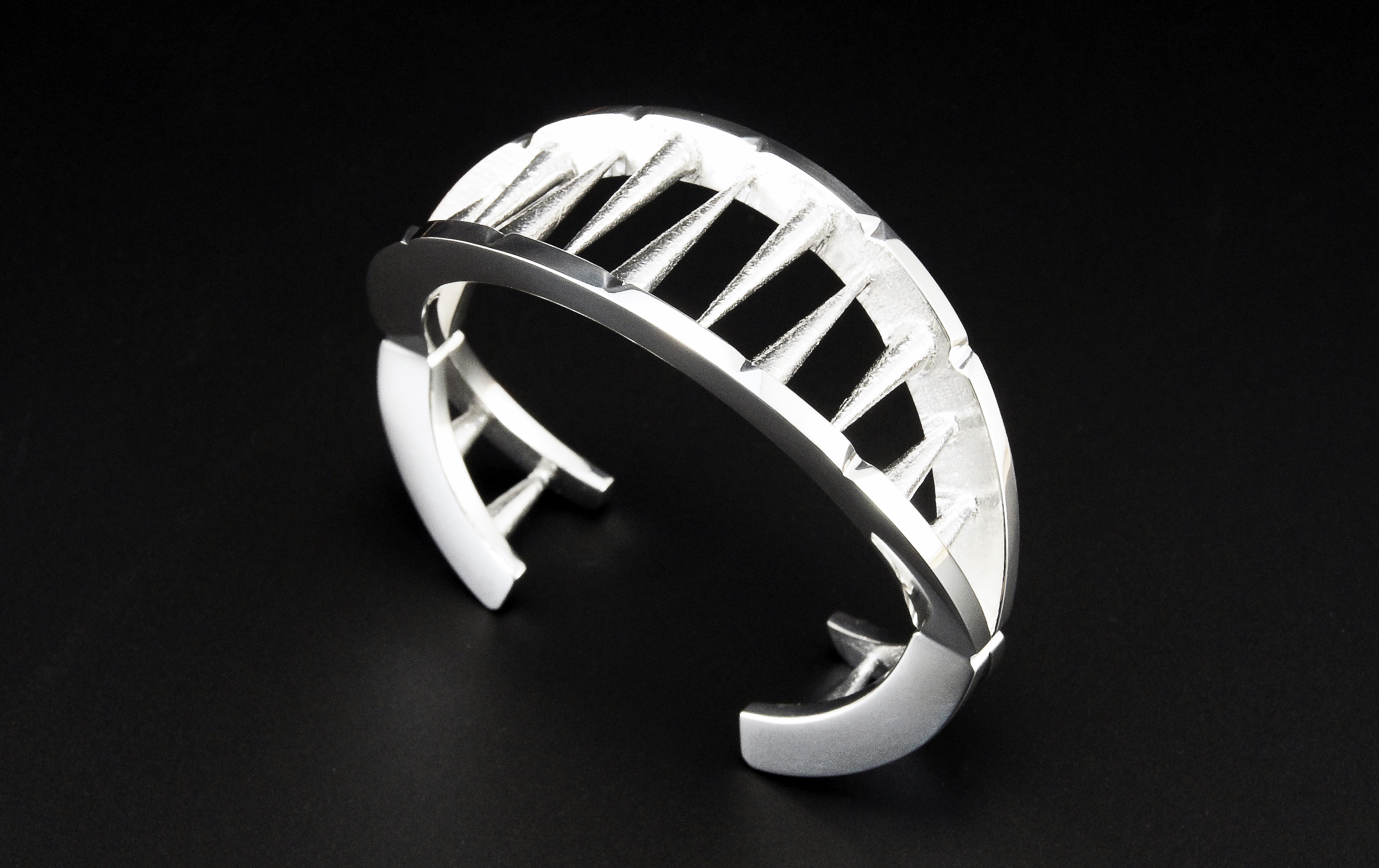 Interiority cuff