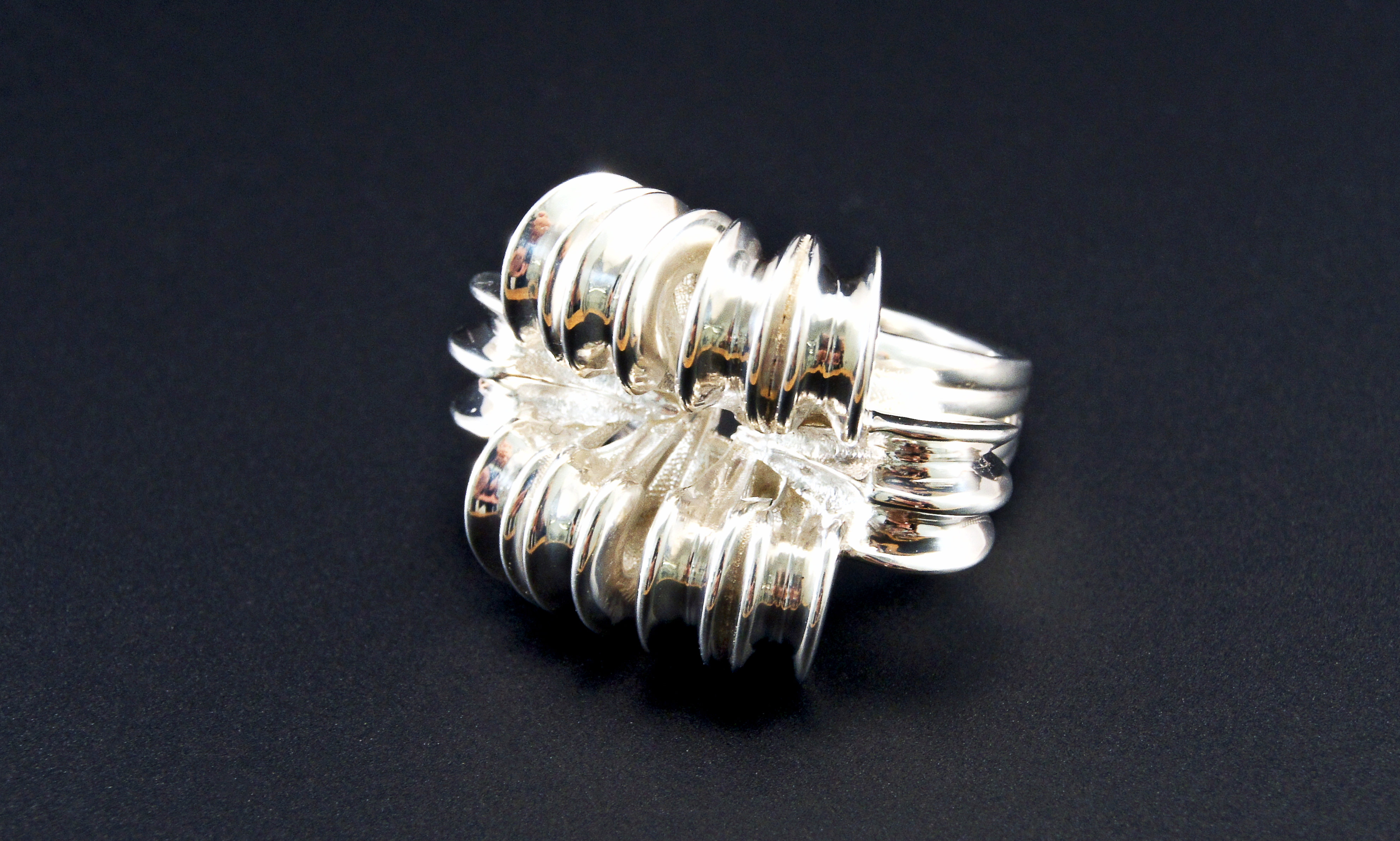 Sway ring