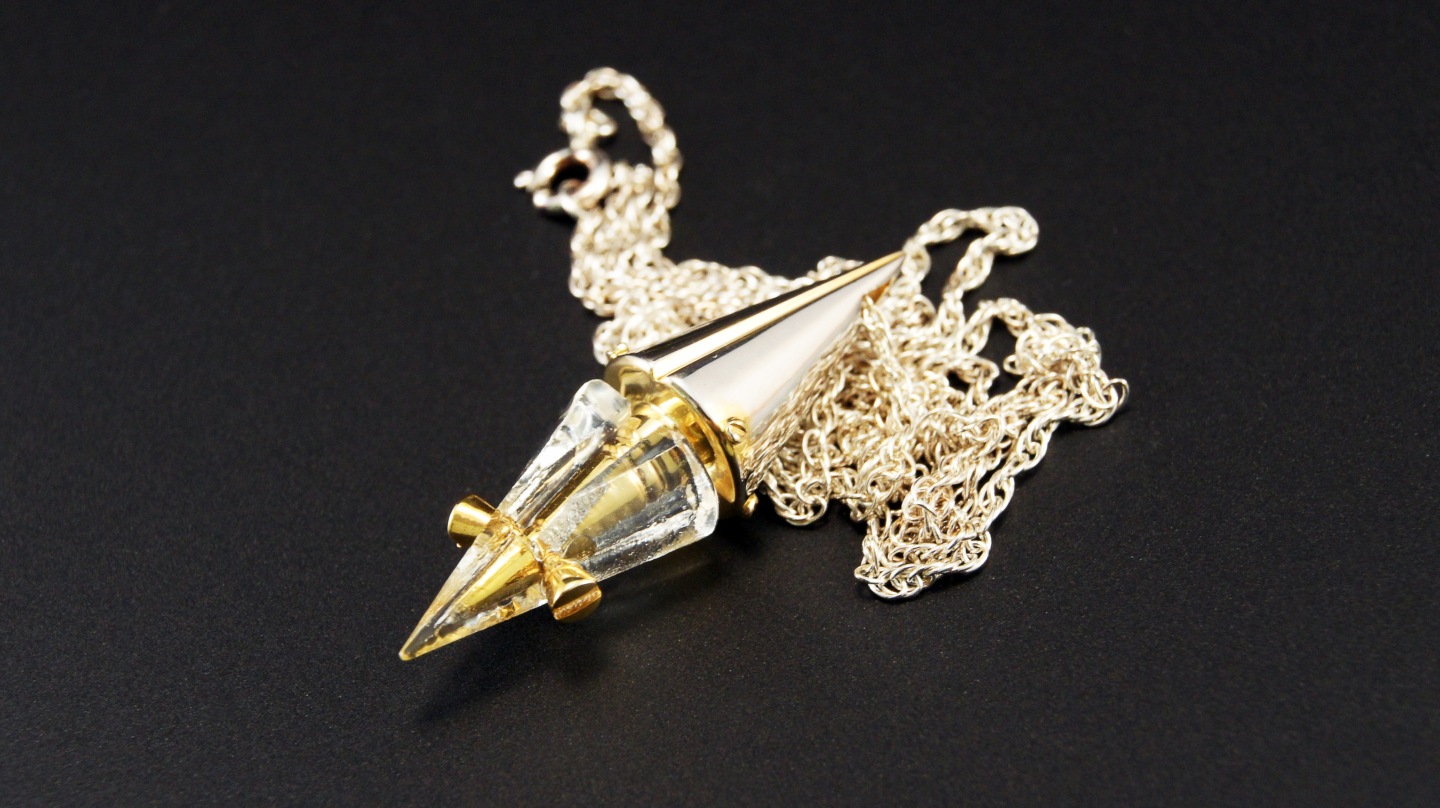 Lust neckless
