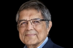 Sergio Ramírez, canto y relato de libertad con L mayúscula