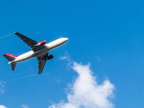 Segundo incidente aéreo en dos días: jet privado evita colisión con avión militar de EE.UU.