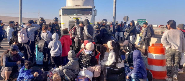 Detienen a 6 traficantes de personas que transportaban a 38 migrantes