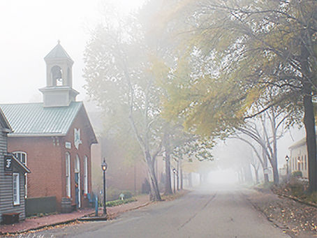 This is Roscoe Village shot on a foggy autumn morning a couple years back. For those of you who don't know, it is where Foothills Studio is located and where I spend a large portion of my time lately.