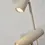 Thumbnail: LEES VOOR TWEE - verstelbaar metalen staande vloerlamp