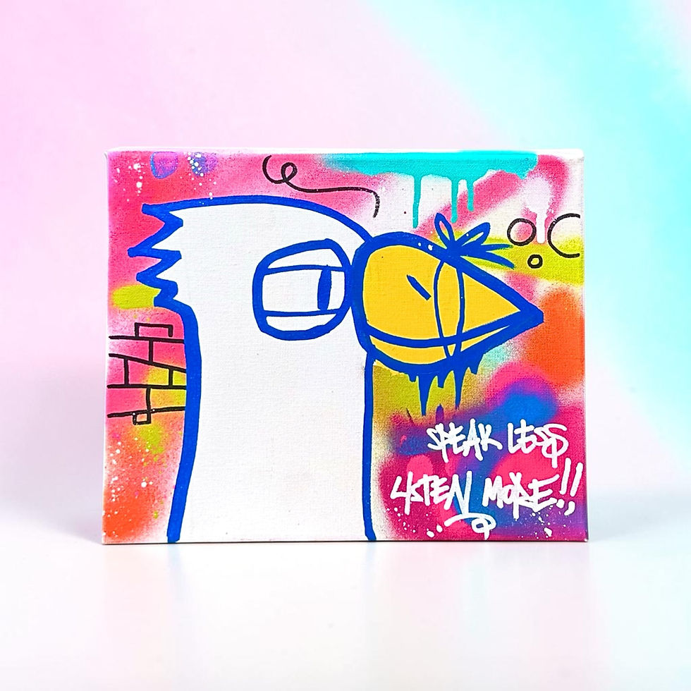 Miniatura: Pittura graffiti testa uccello, testo SPEAK LESS LISTEN MORE, CHAP
