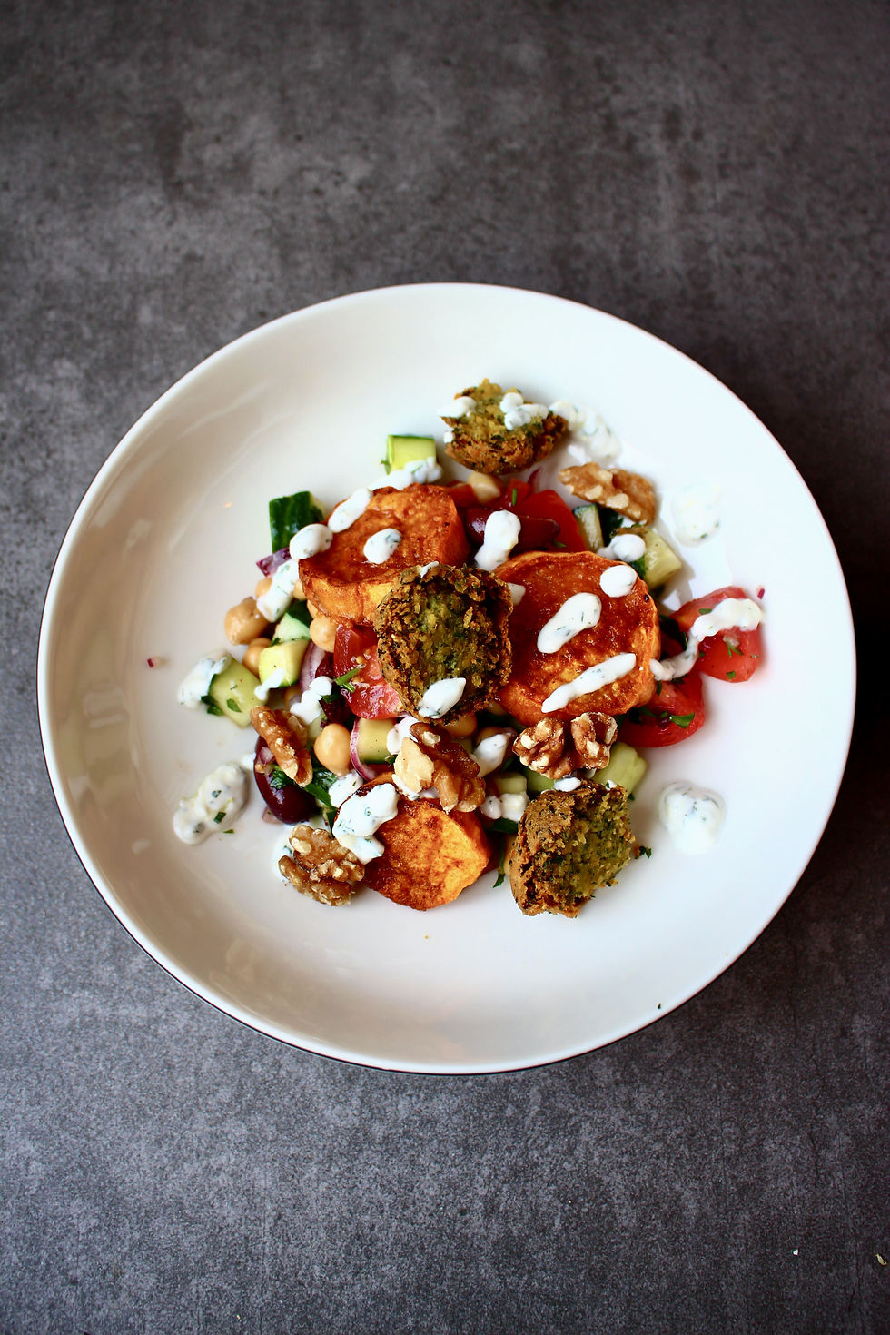 Kichererbsensalat, Falafel, Ofensüßkartoffel