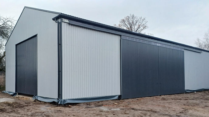hala o powierzchni 300m2