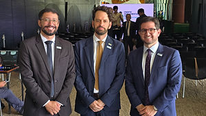 Nosso sócio Bruno Fischgold participa do lançamento da Frente Parlamentar Mista do Serviço Exterior Público Brasileiro (FPSEB) no Salão Nobre da Câmara dos Deputados