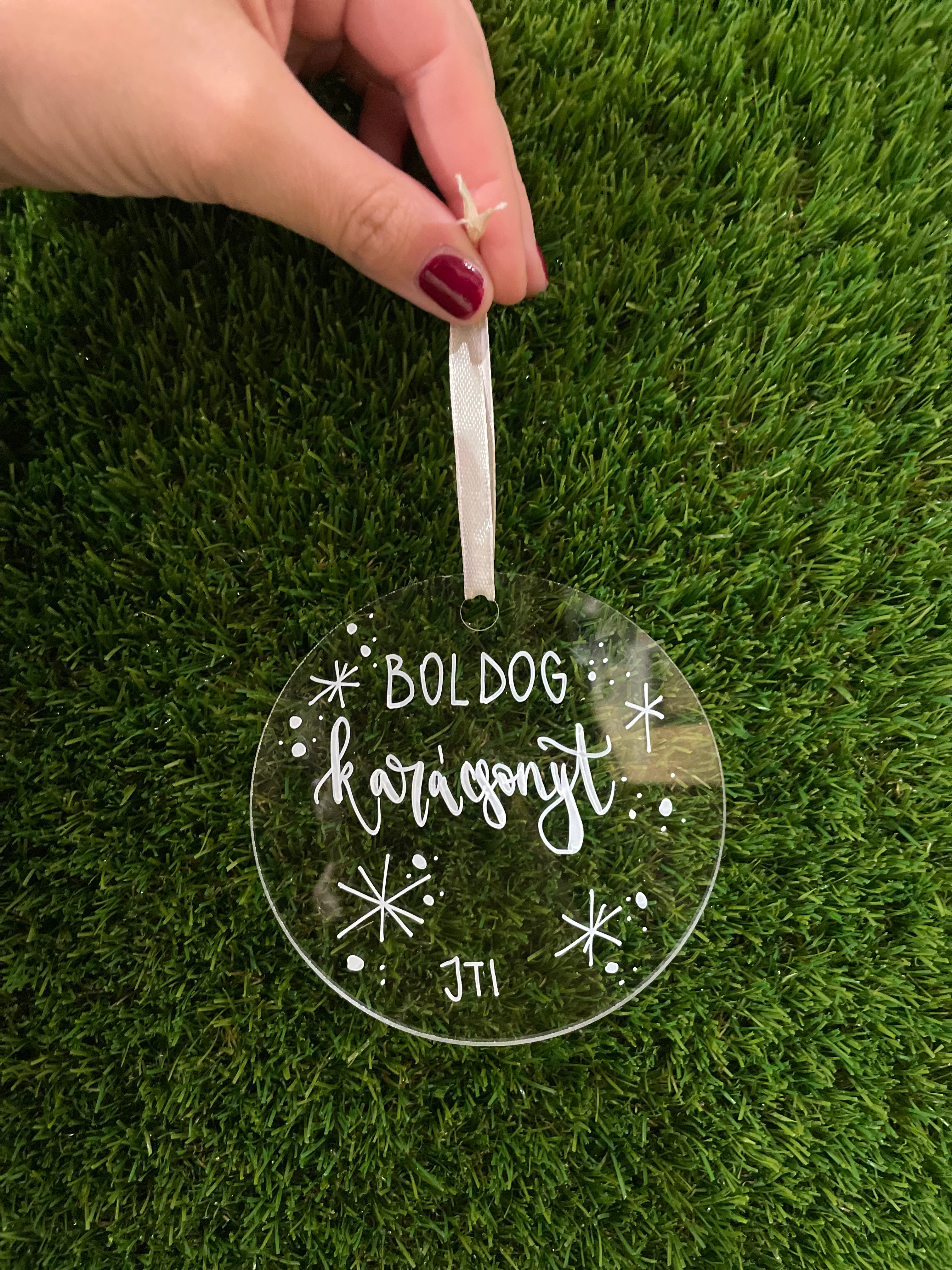 Egyedi feliratos plexi díszek (8cm)