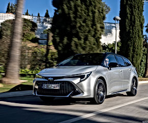 auto a noleggio lungo termine