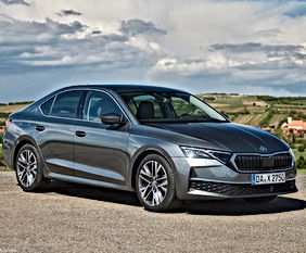 auto a noleggio lungo termine