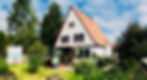 Haus mit Garten und Spielplatz