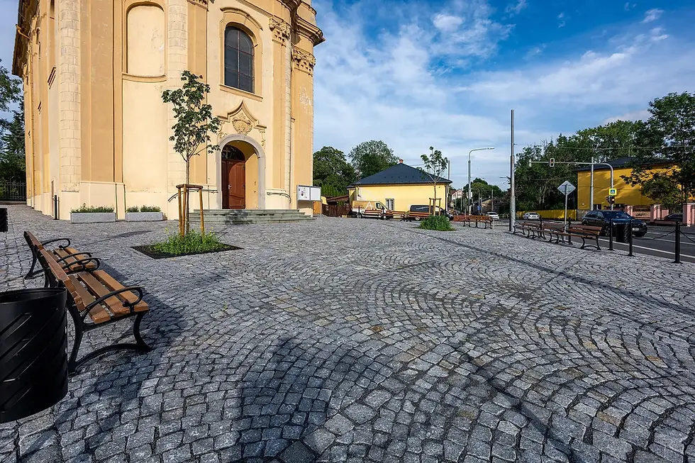 PROSTRANSTVÍ A KVĚTINOVÁ SÍŇ