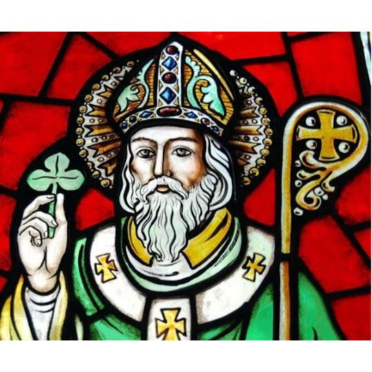 Святой Патрик с клевером
