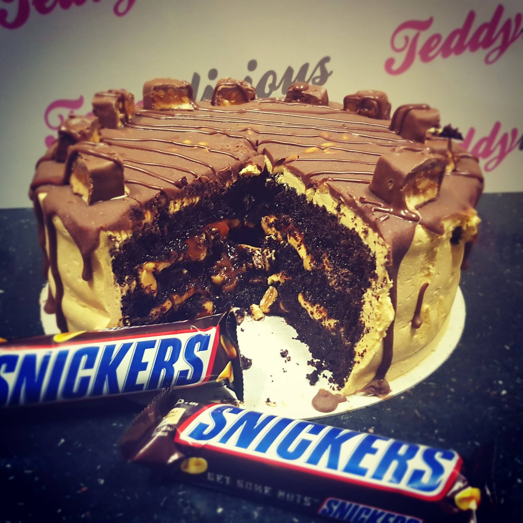 Snickers Cake