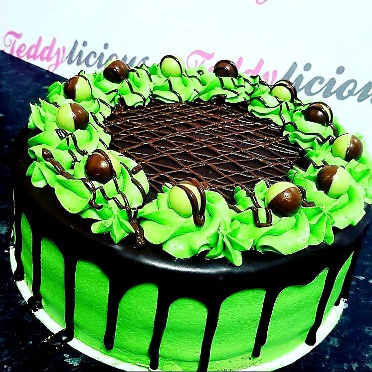 Mint Aero Cake
