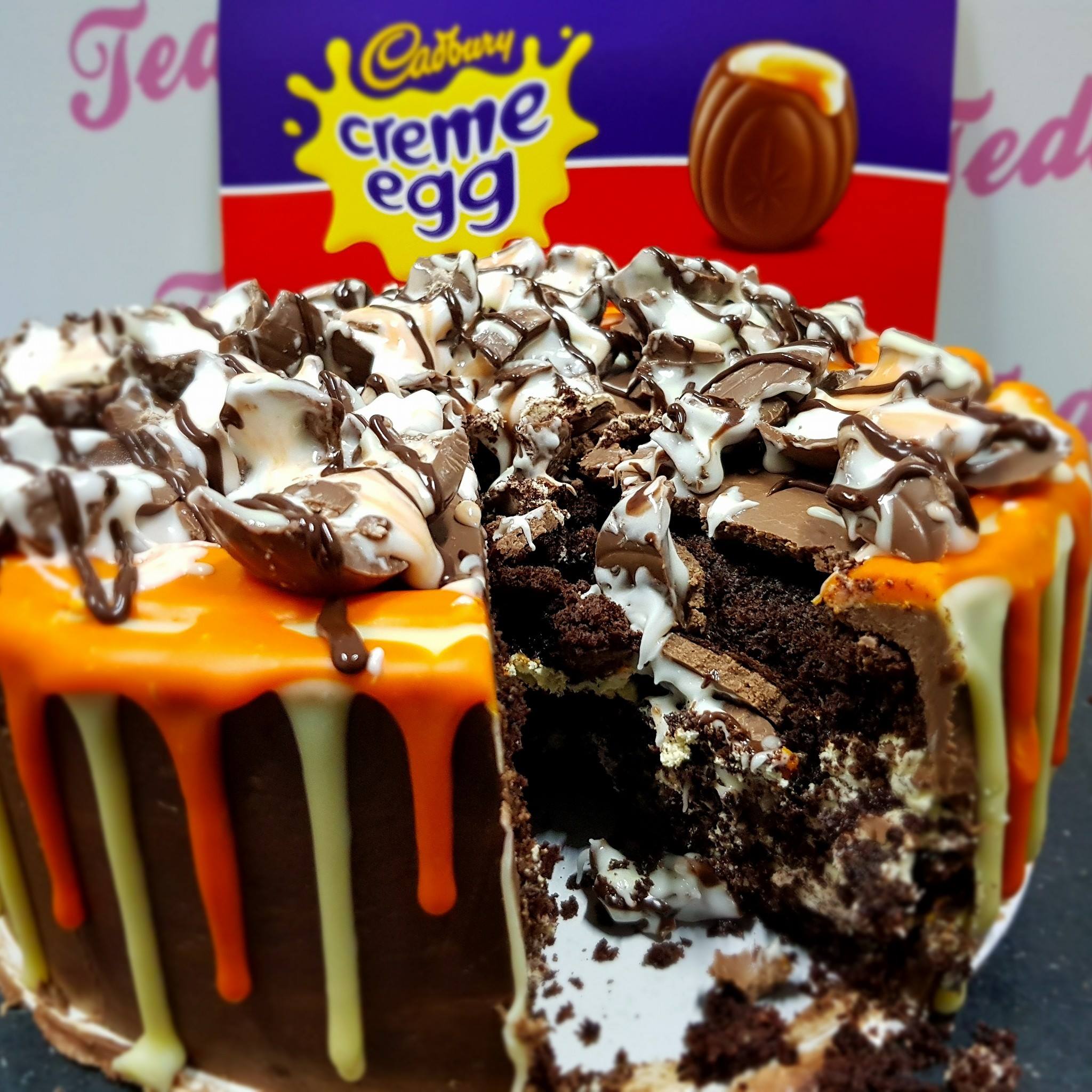 Creme Egg Cake