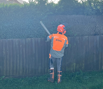 Hedge Trimmer tool training in Kent and London