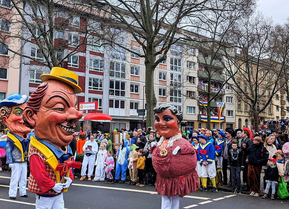 Schwellköpp, a grotesque caricature made of Papier-mâché, a fixture of Mainz Carnival celebrations
