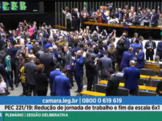 PEC do fim da escala 6x1 é aprovada em 1º e 2ª turnos na Câmara dos Deputados
