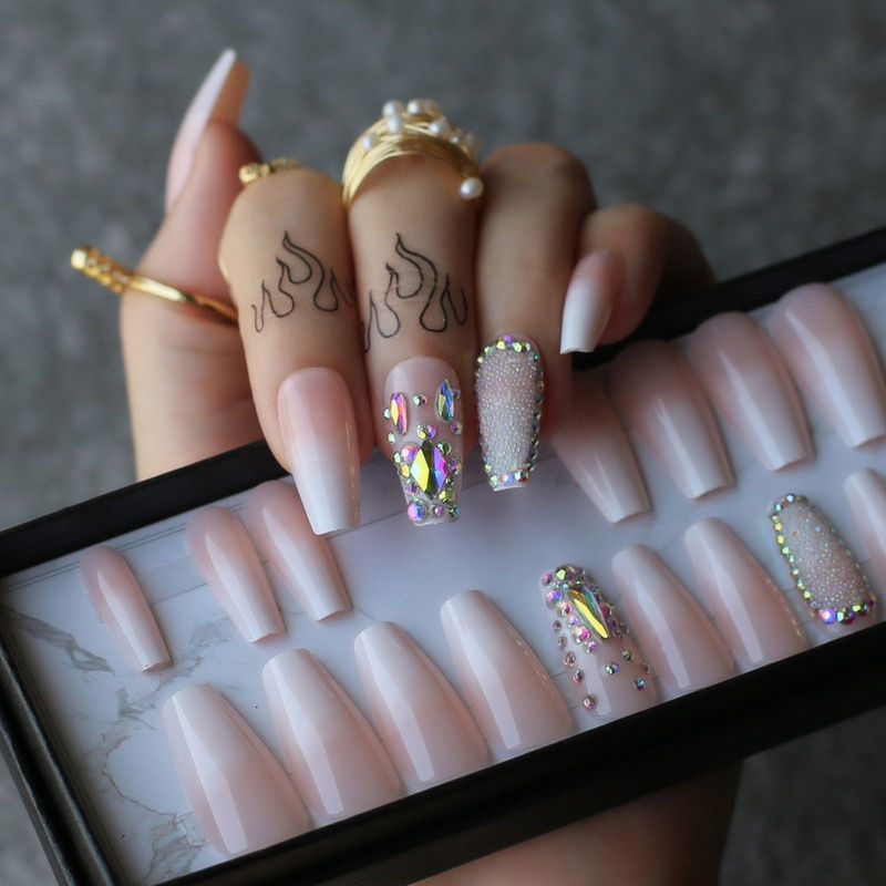 Thumbnail: Ombre Purple Lavender Coffin False Nails Crystal Design Design Caviar Shaped