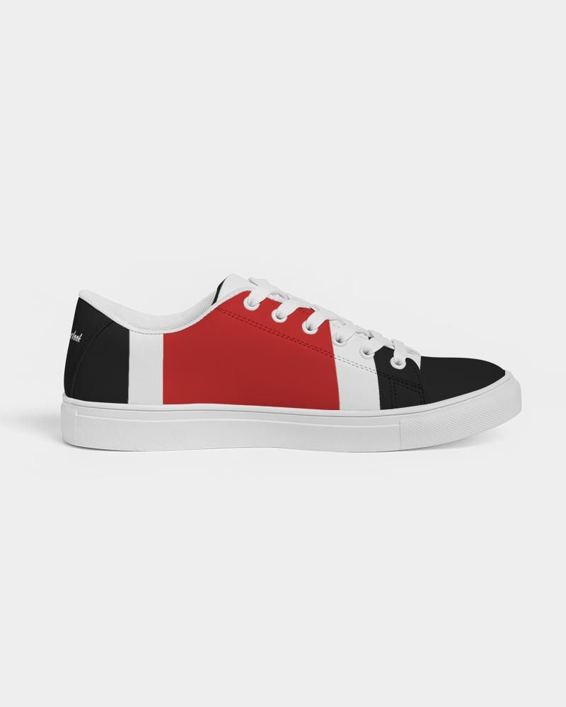 Thumbnail: Wakerlook Women's Faux-Leather Sneaker