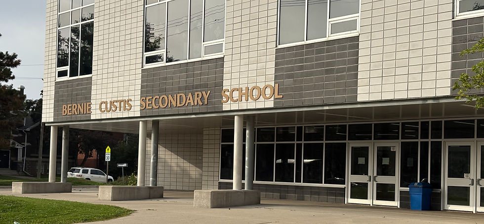 Facade of Bernie Custis Secondary School.