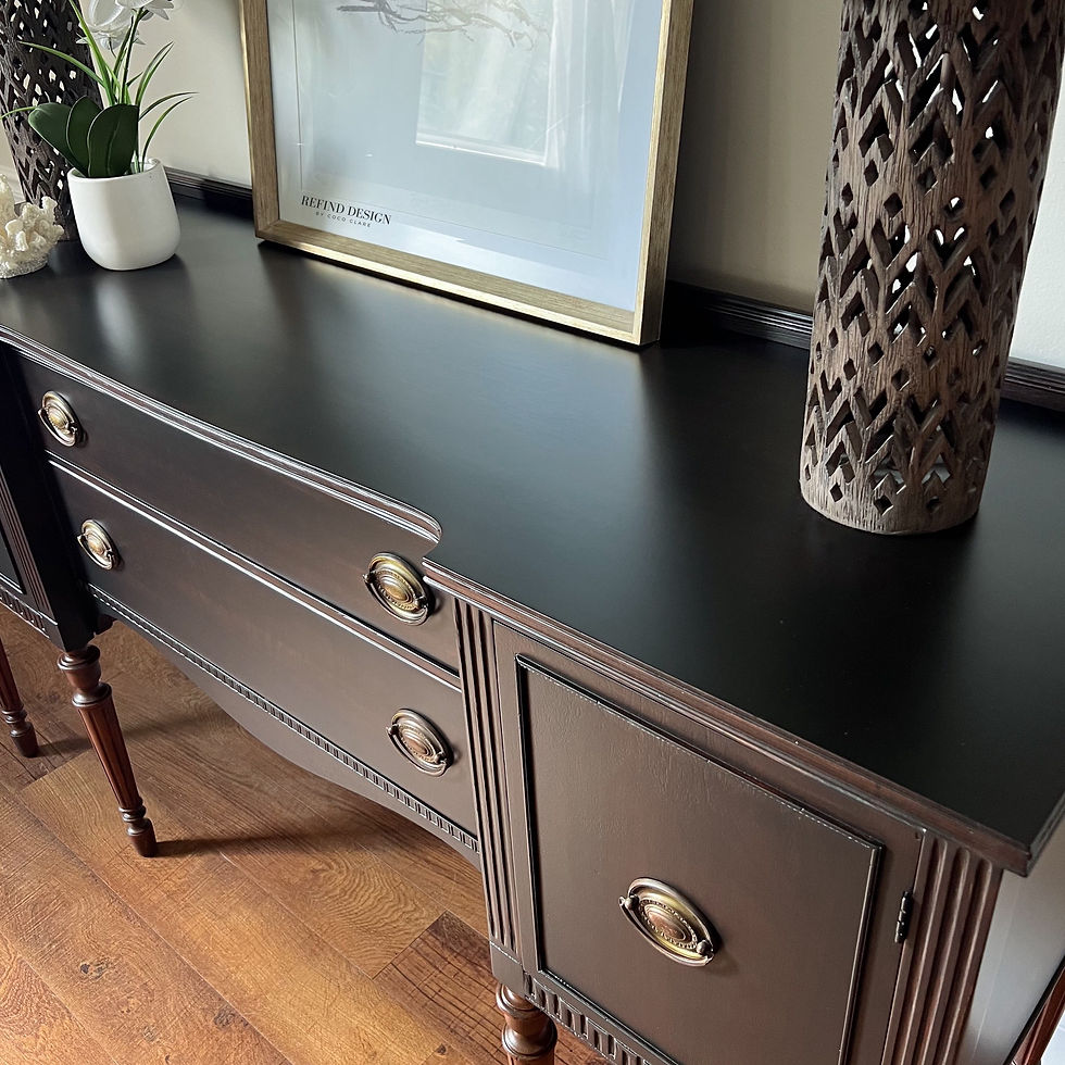 Thumbnail: Antique Hepplewhite Buffet