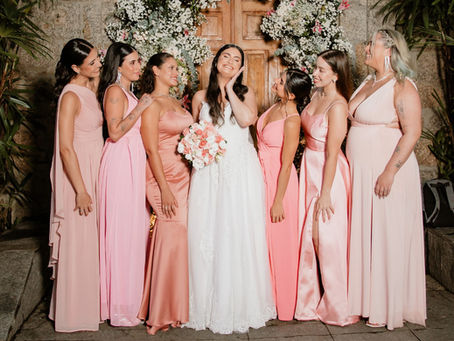 Vestido de madrinha, madrinhas com a noiva