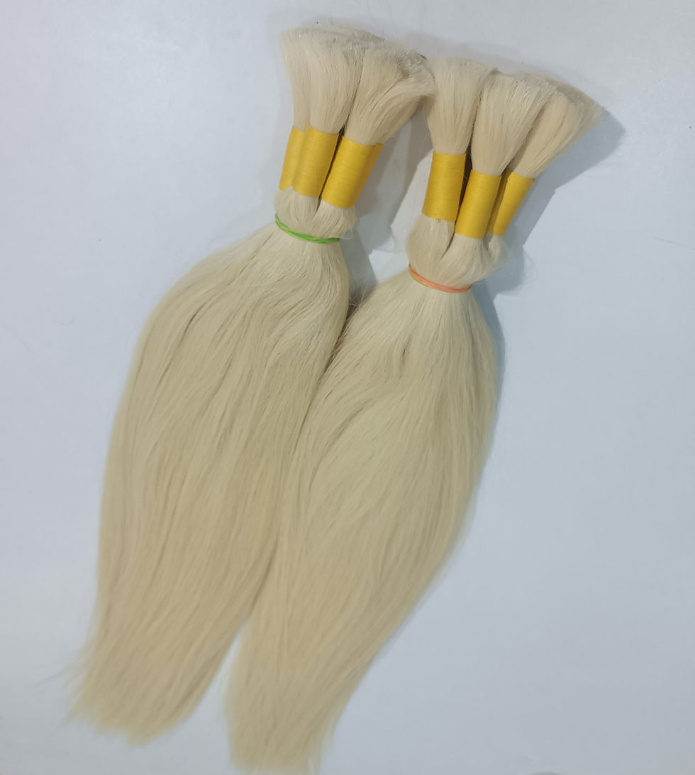 Miniatura: Blonde human hair