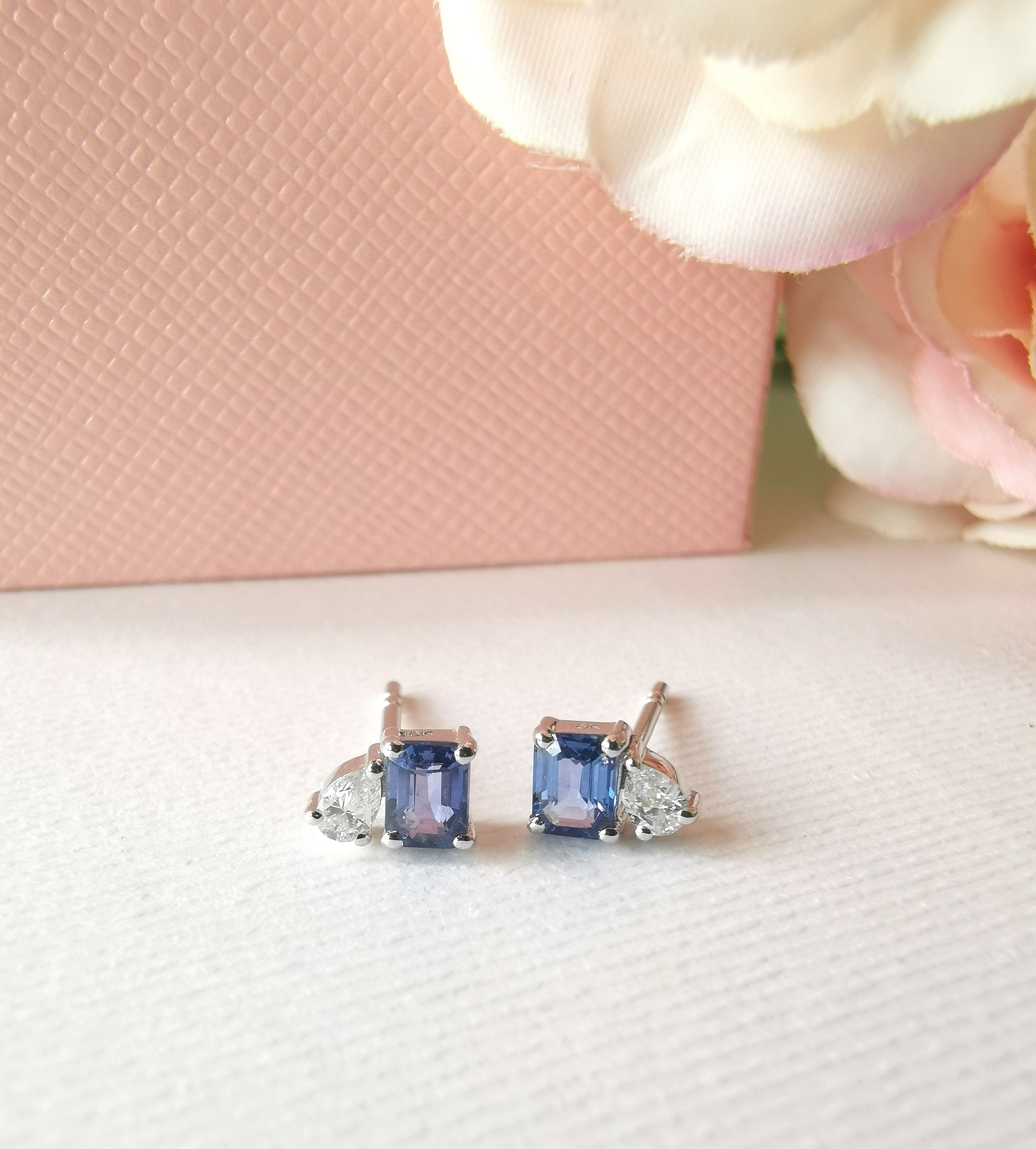 Toi et Moi Sapphire & Diamond earring