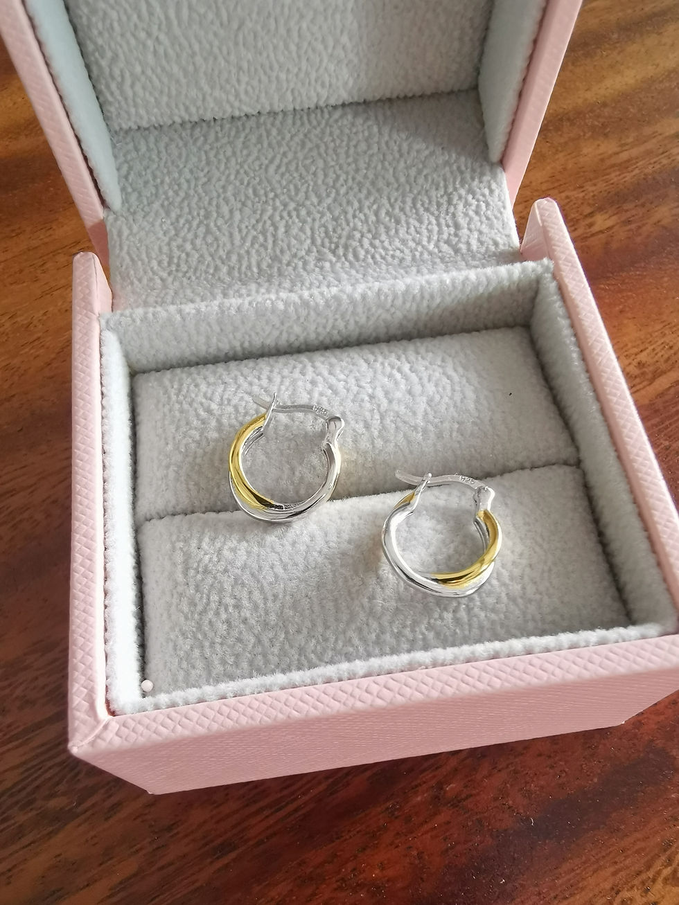 Thumbnail: Lison 2 tone Twisted Hoop