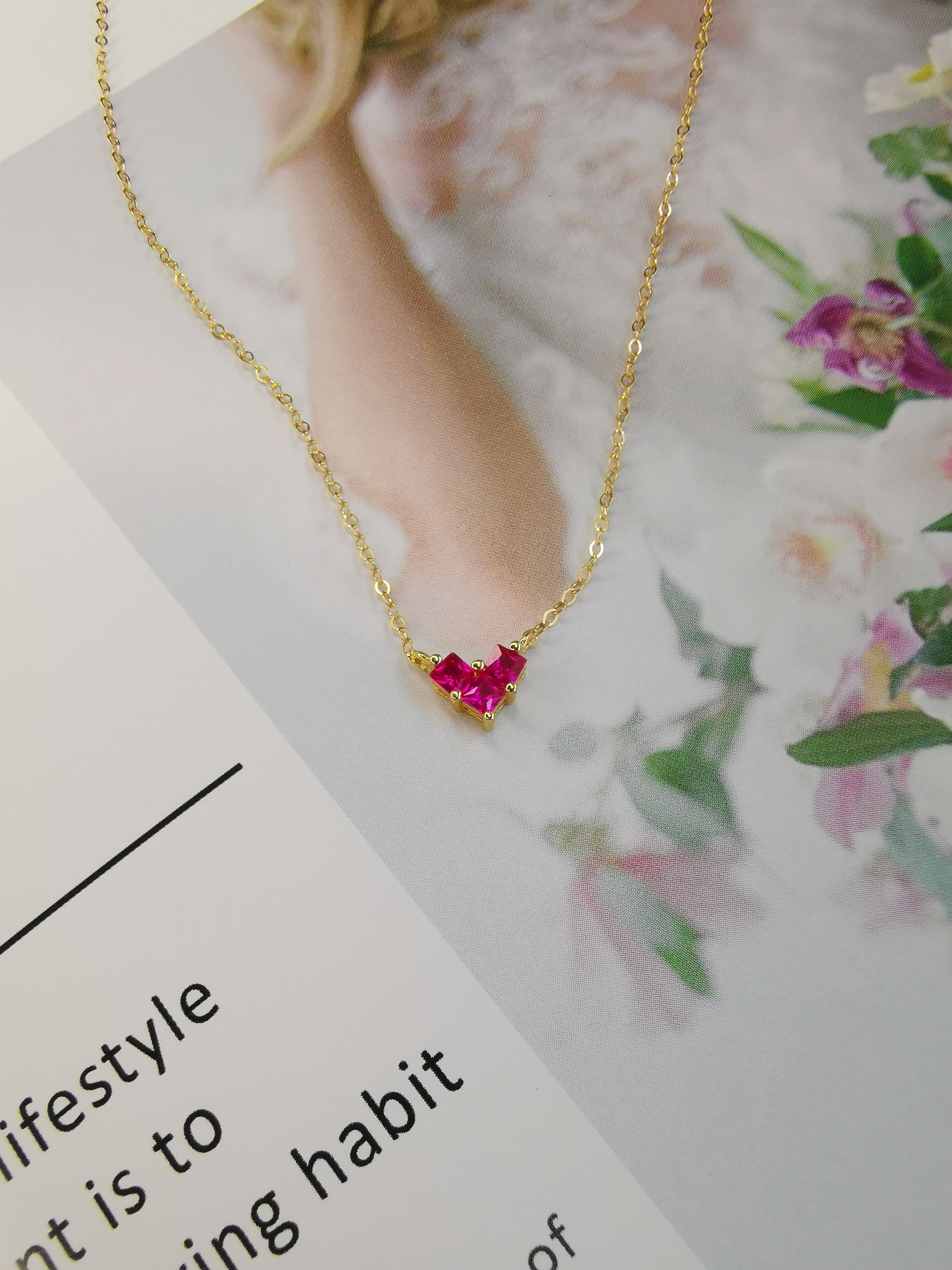 Petite sweetheart necklace (Gold-filled)