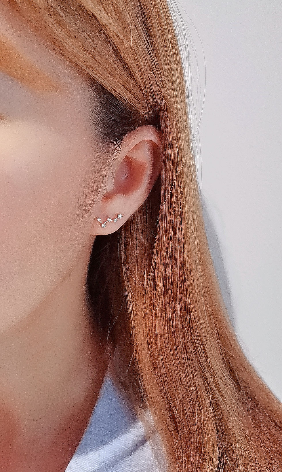Thumbnail: Diamond Stars ear climbers