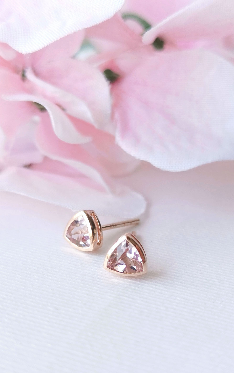 Thumbnail: Trillion cut Bezel studs (Morganite) 