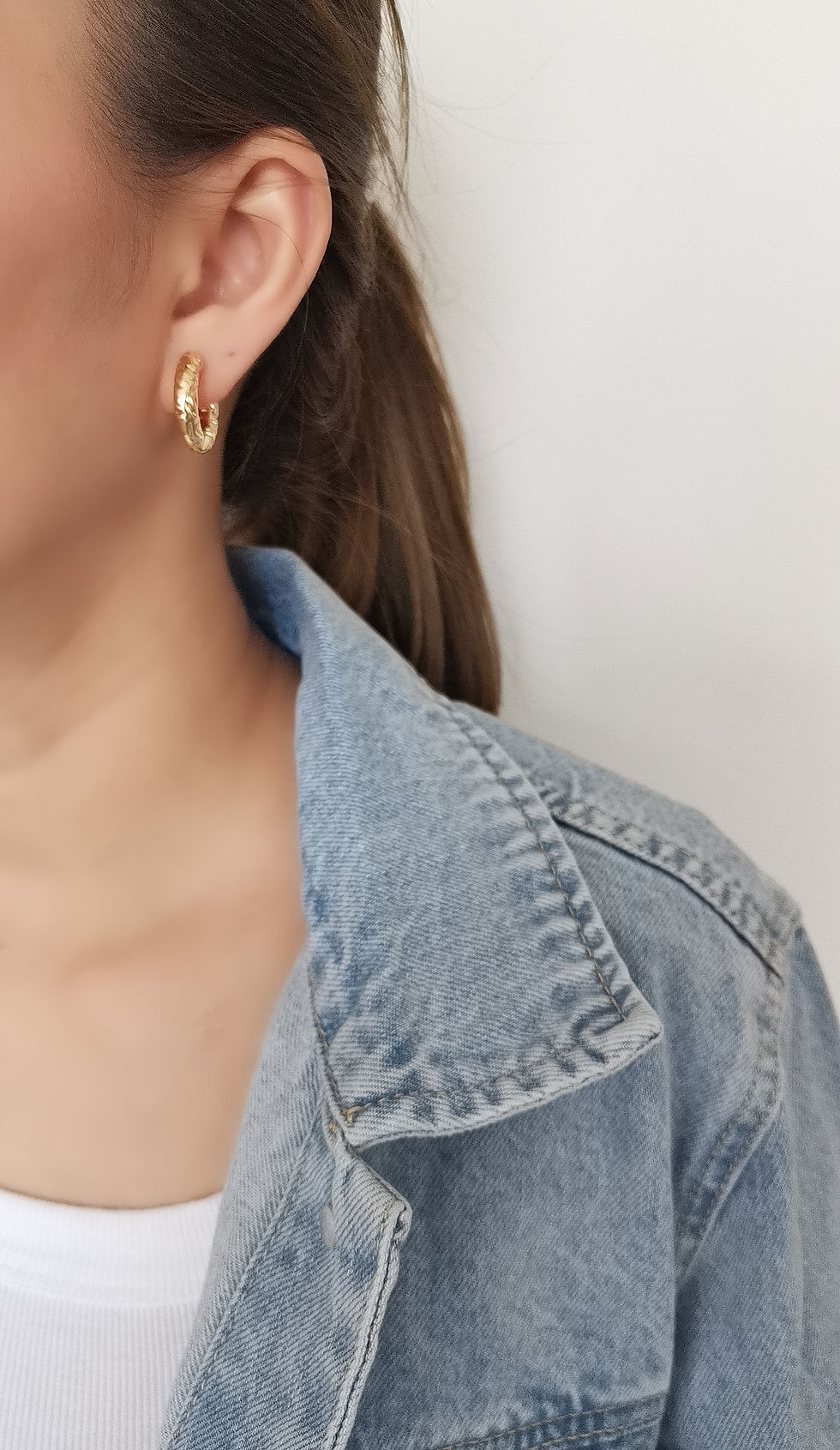 Thumbnail: 18K Chubby Hammered Hoop earrings