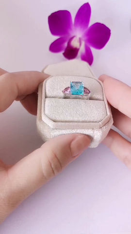 Thumbnail: BUBBLEGUM