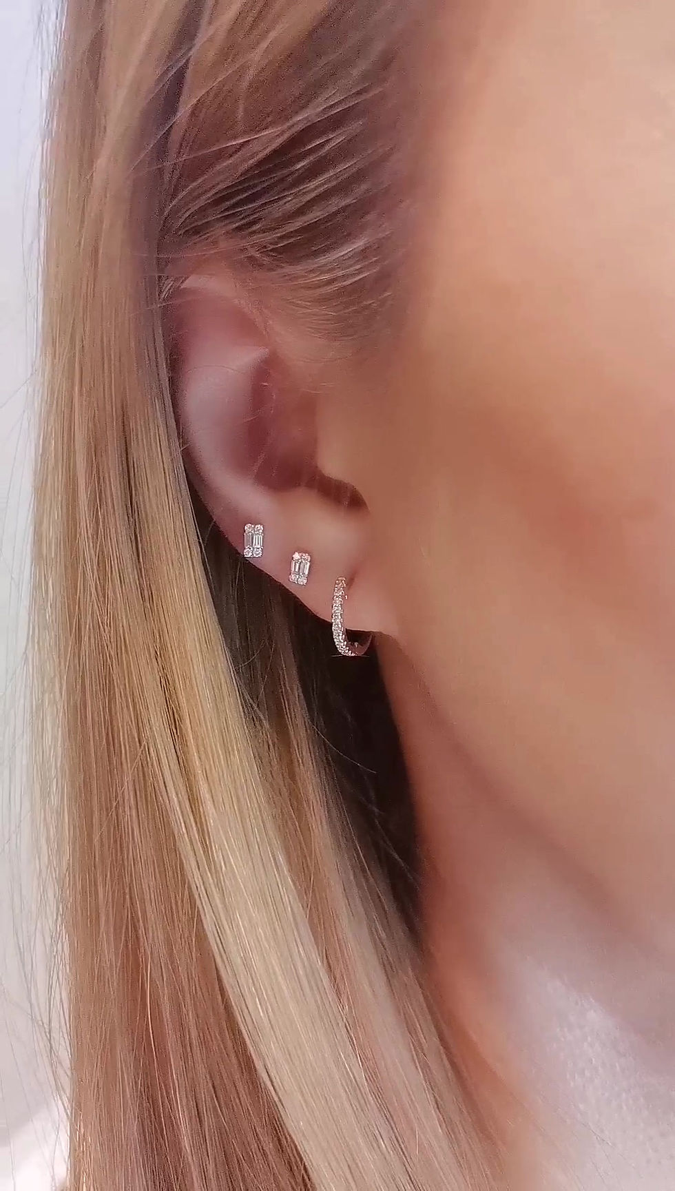 Thumbnail: Double baguette diamond studs