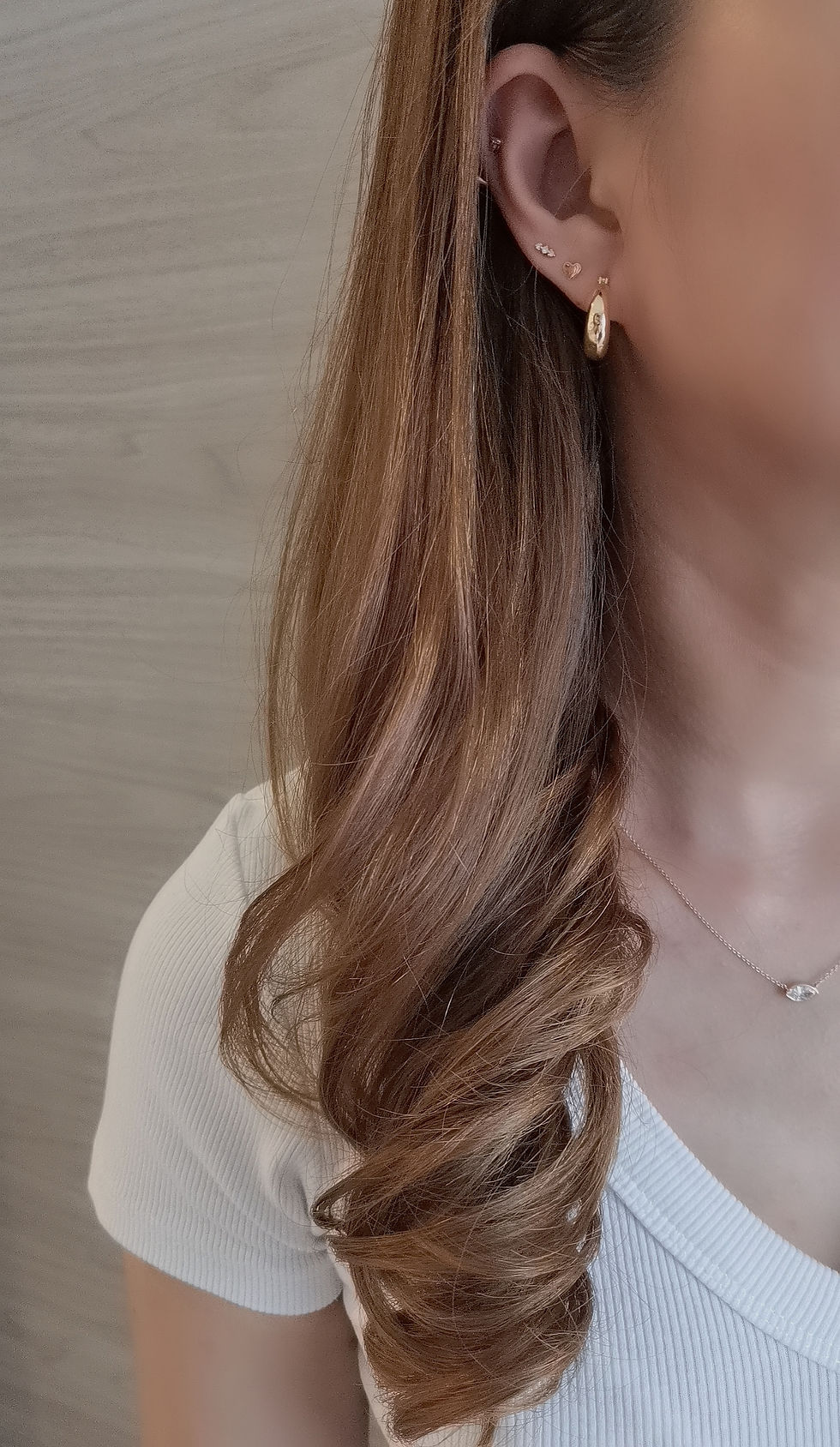 Thumbnail: 18K Crescent loop earrings