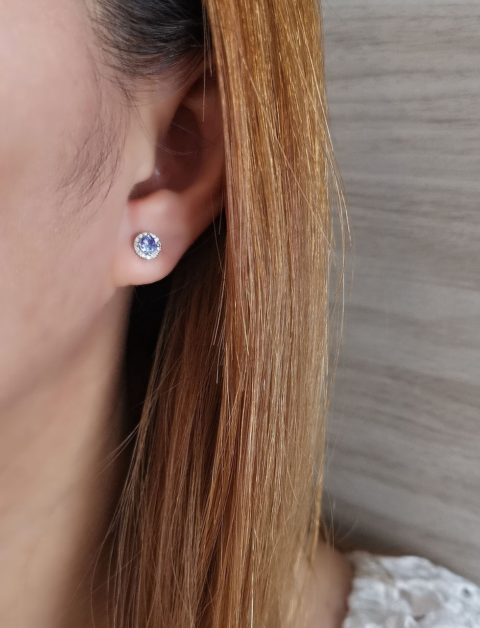 Thumbnail: Tanzanite & Diamond Halo earring