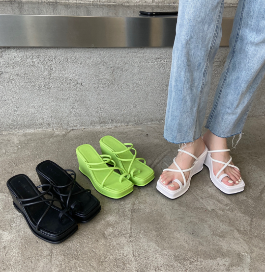 Chic Cushion Wedge Slides – Ultra-Comfort Everyday Walking Sandals
