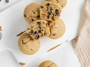 Peanut Butter Chocolate Chip Muffin