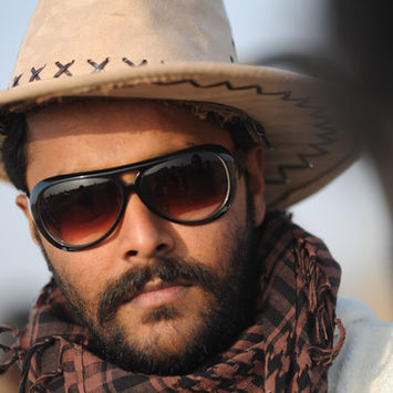 Chirag Dilip Shah on the sets of Dekh Indian Circus