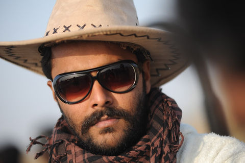 Chirag Dilip Shah on the sets of Dekh Indian Circus
